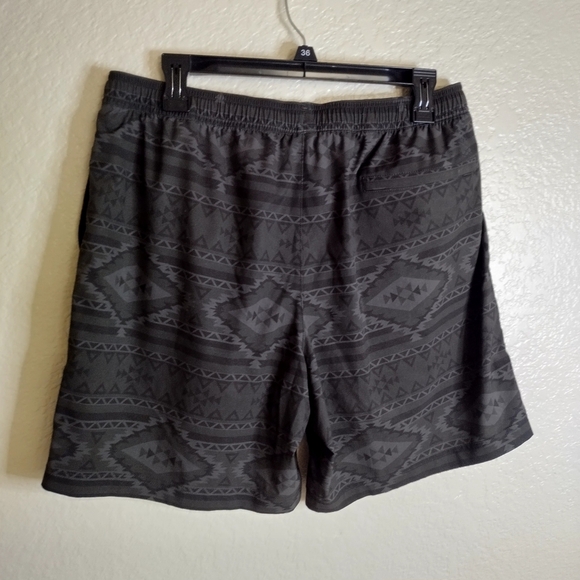 Chubbies Men's Shorts Ultimate Training Aztec Gray Compression Lined  7" XL - Picture 5 of 5